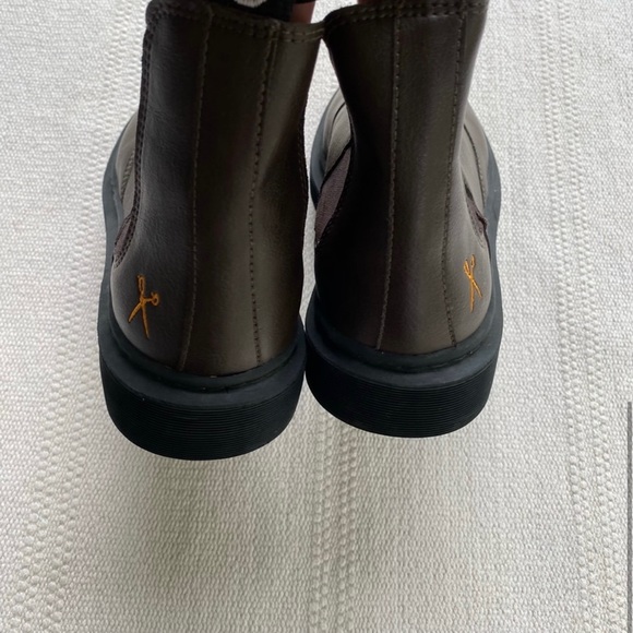 BRICK LANE CHELSEA BOOT IN ESPRESSO BY KING55 - Picture 7 of 9